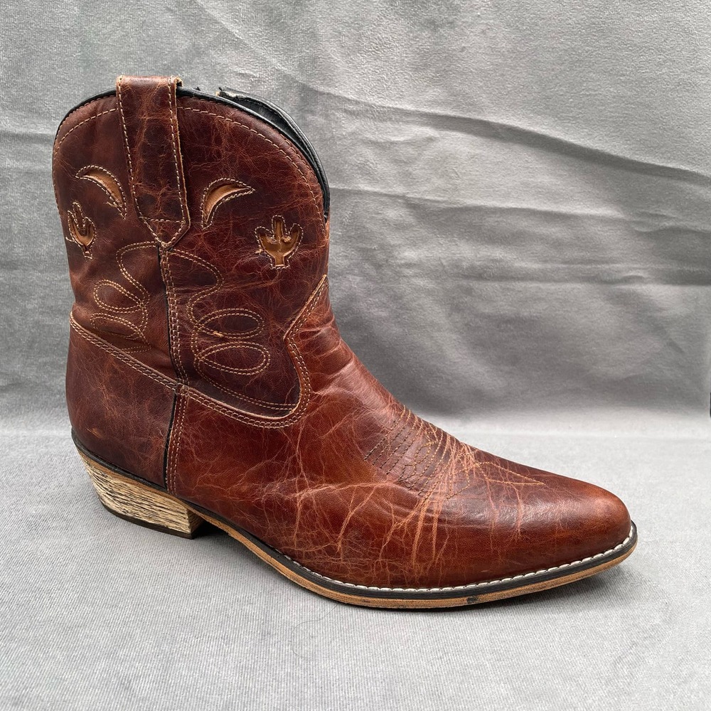 Dingo Brown Ankle Boots